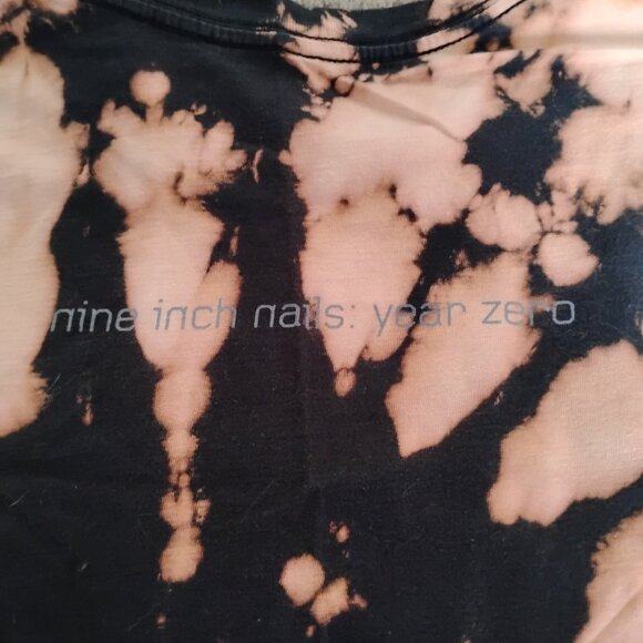 Nine Inch Nail Year Zero Knowledge Is A Weapon XL Vintage Tie Dye T-Shirt - Picture 3 of 3